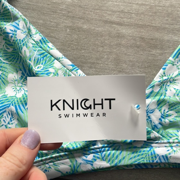 NWT knight swimwear shego top - Picture 2 of 3